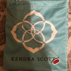 Kendra Scott necklace